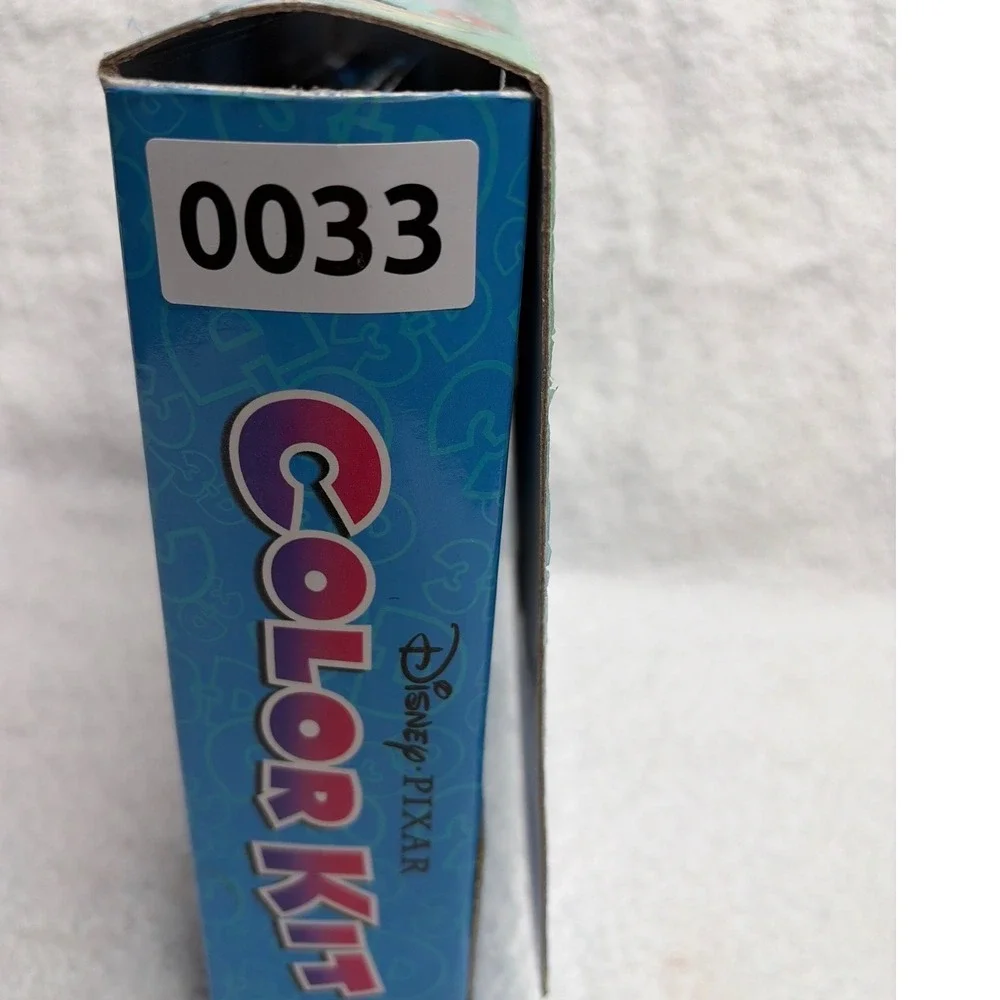 Disney Pixar Color Kit Toy Story Monsters Inc Finding Nemo 6 Books 12 Crayons